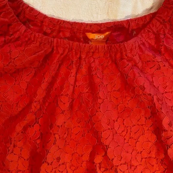 Lace Top with Cap Sleeve - Size M - Picture 5 of 9